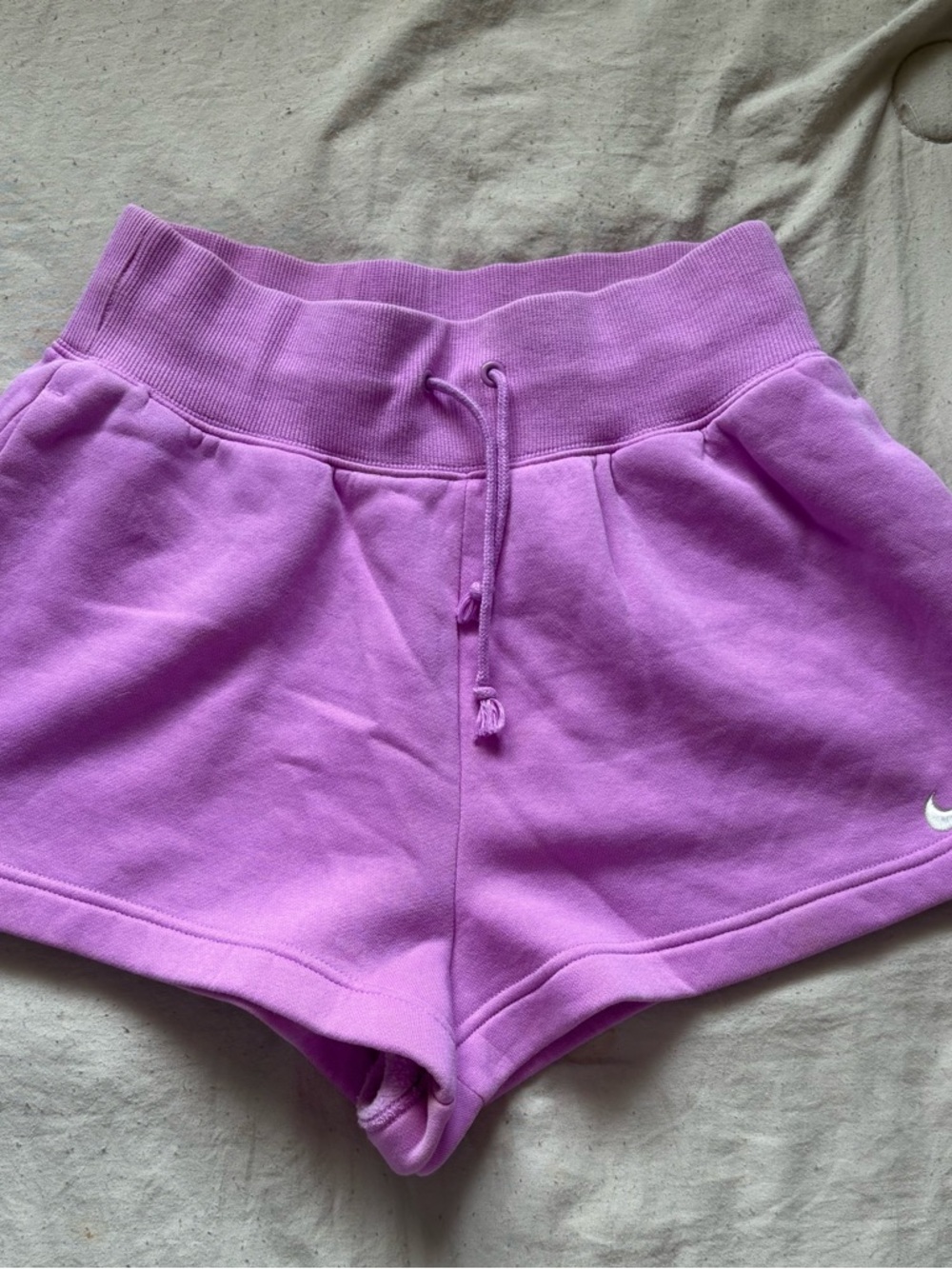 Nike Women’s Lavender Drawstring Fleece Athletic Shorts